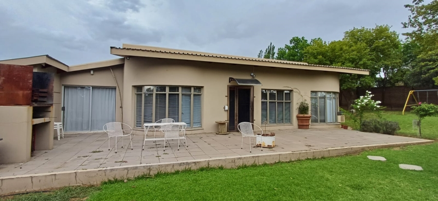 To Let 3 Bedroom Property for Rent in Balley Duff Free State